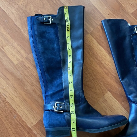 Beautiful. Marc Fisher. Leather and suede boots - Picture 3 of 16